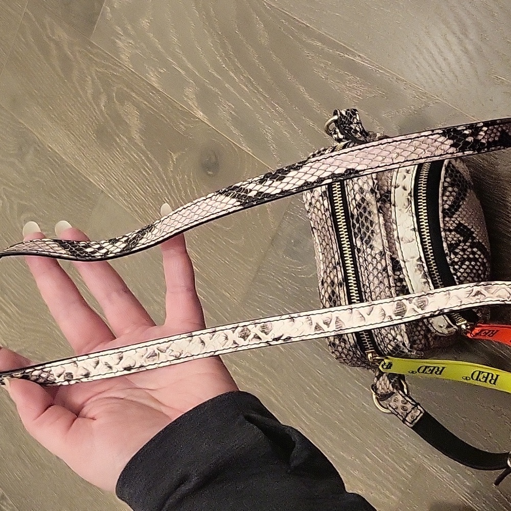 RED Valentino Garavani Embossed Python Crossbody … - image 12